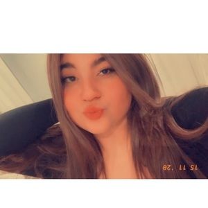 Meet your Posher, Leticia